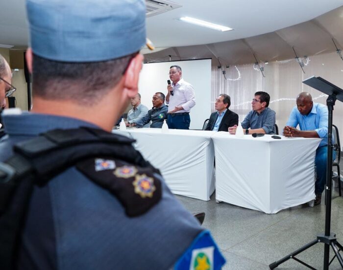 Botelho e lojistas debatem ações de combate aos furtos de fios de cobre e violência no centro de Cuiabá