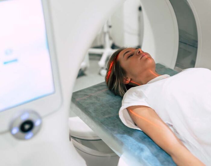 Lei de Eduardo Botelho garante ressonância magnética para mulheres com mama densa na rede pública