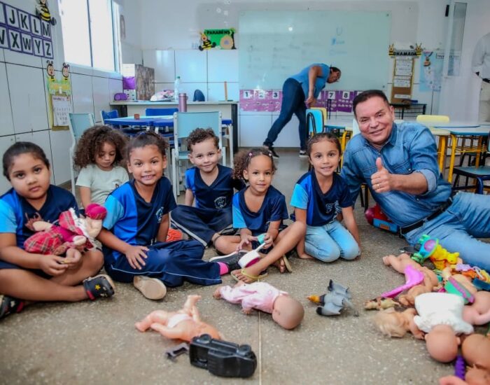 Botelho visita Escola Espírita Maria de Nazaré e reforça apoio à educação e projetos sociais