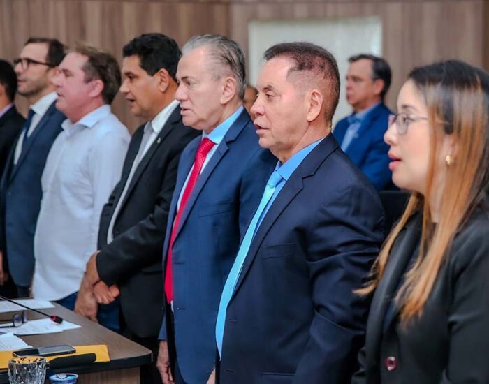 Botelho defende ampliação de políticas públicas para idosos em audiência em Várzea Grande