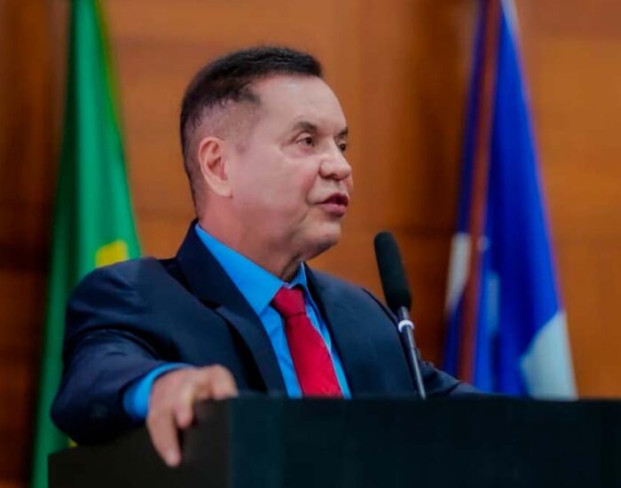 Botelho defende proposta responsável para recomposição salarial dos servidores