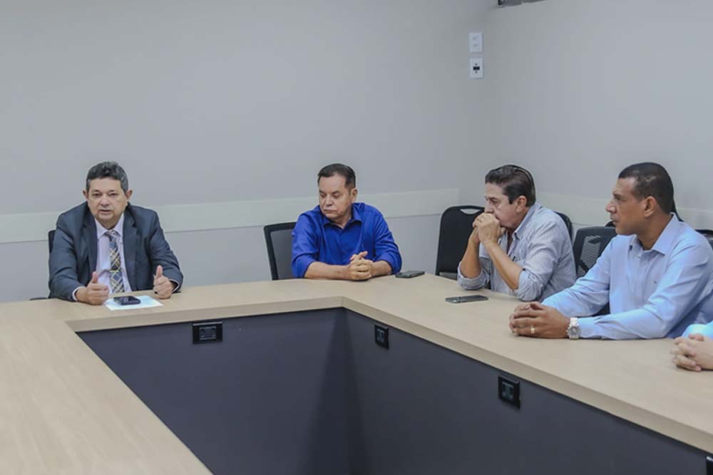 Reunião na Corregedoria do TJMT alinha ações para acelerar regularização fundiária em Várzea Grande