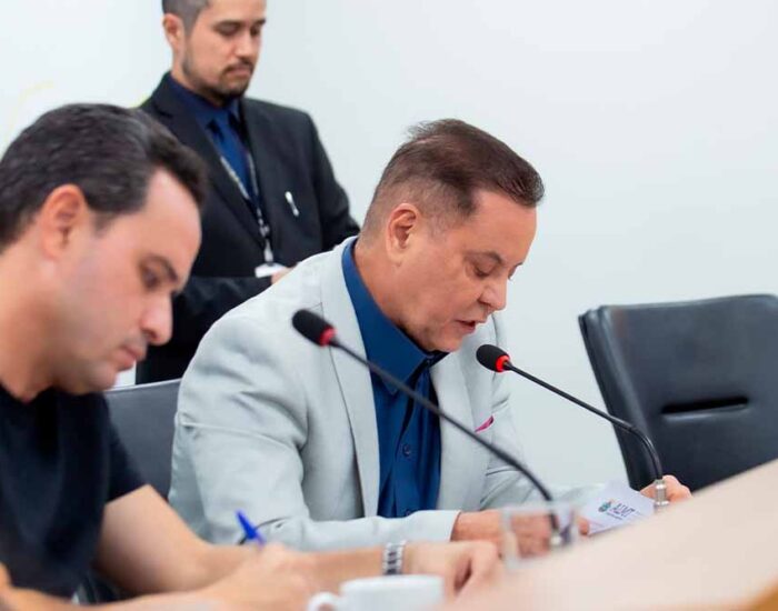CCJR aprova projeto que garante atendimento direto a pacientes oncológicos na rede estadual