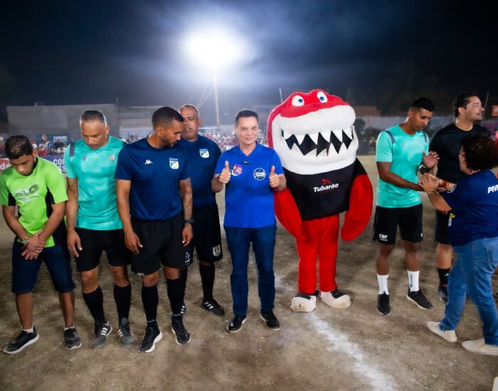 Botelho prestigia final do Campeonato dos Feirantes e reforça apoio à categoria